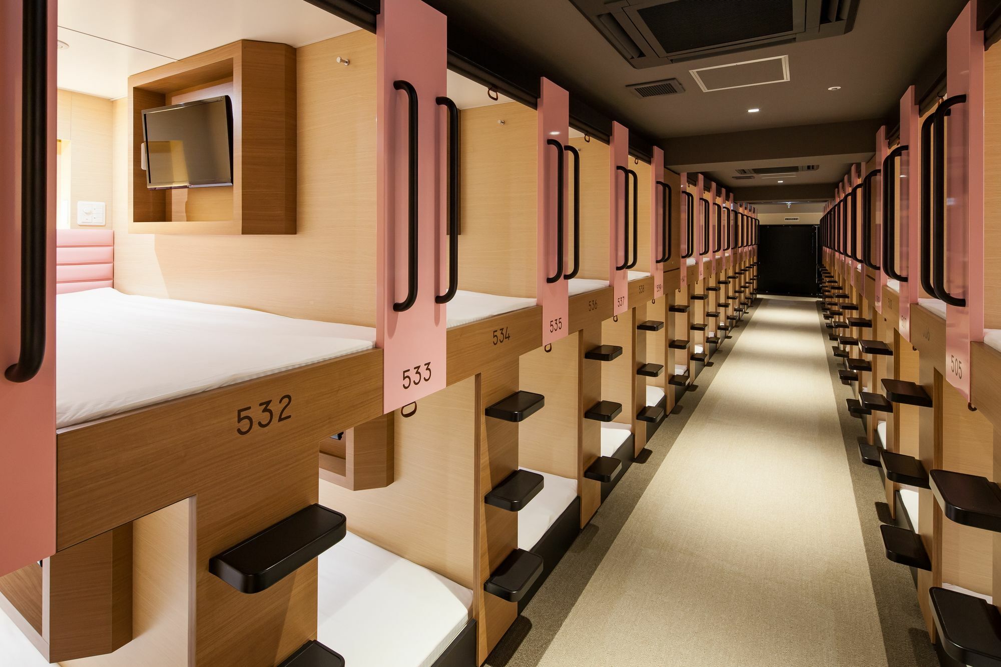 Y'S Cabin Osaka Namba מראה חיצוני תמונה
